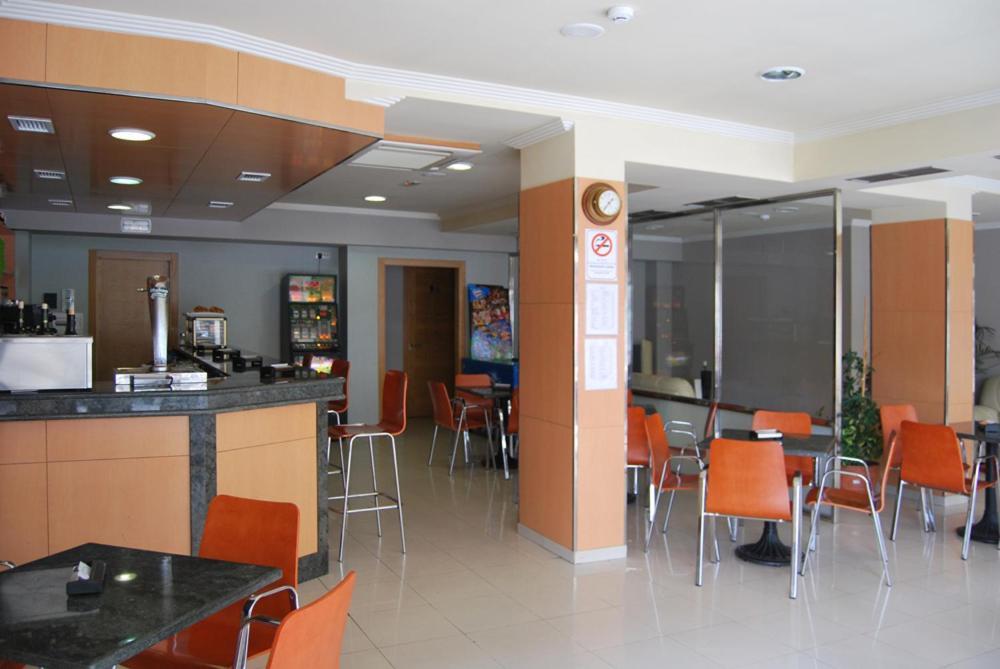 Hotel Plaza ปอร์โตโนโว ภายนอก รูปภาพ